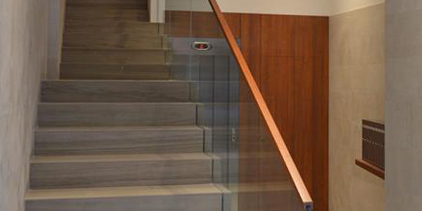 ArqTecPamplona-portal calle leyre 13