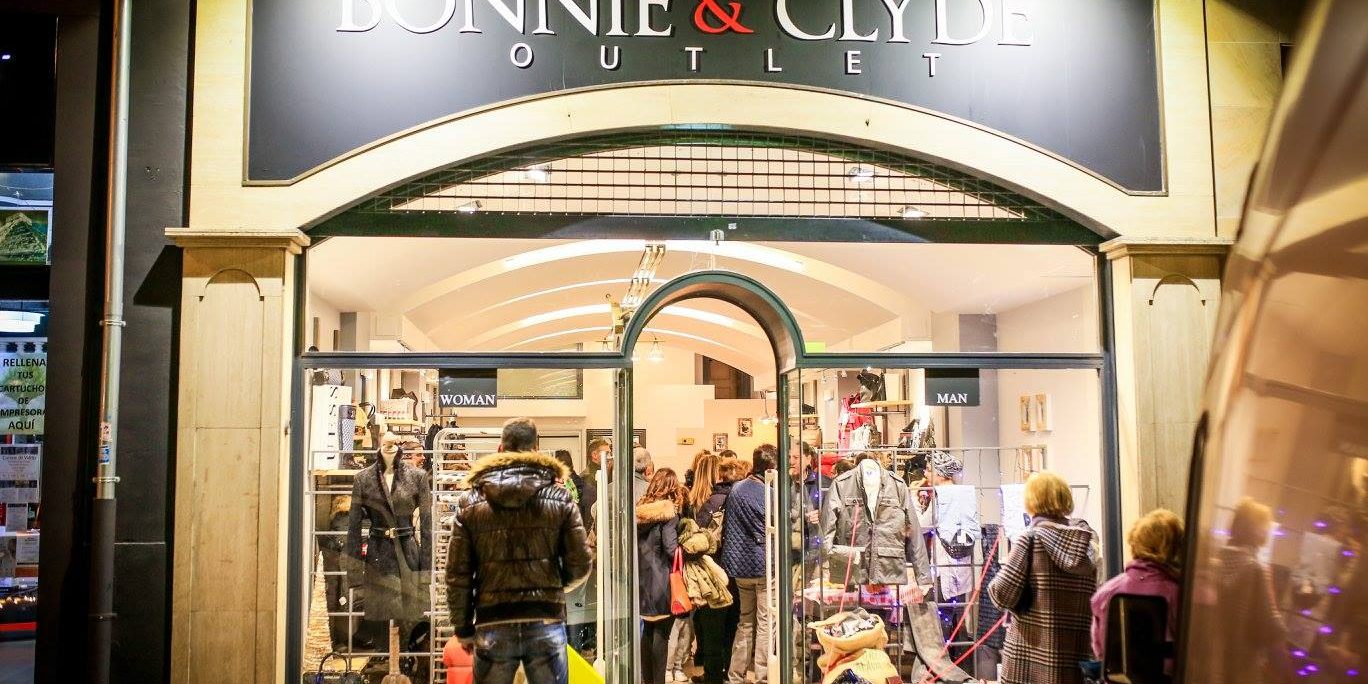 arqtecpamplona-bonnie-and-clyde-outlet-2